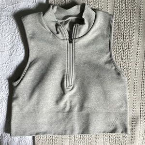 TALA workout top🤍